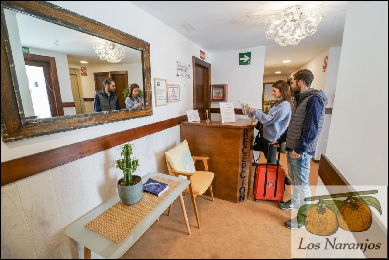 Hostal Y Apartamento Rural Los Naranjos Melegis Εξωτερικό φωτογραφία