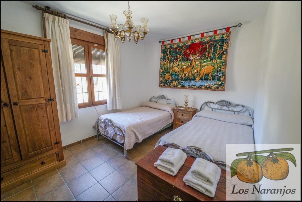 Hostal Y Apartamento Rural Los Naranjos Melegis Εξωτερικό φωτογραφία