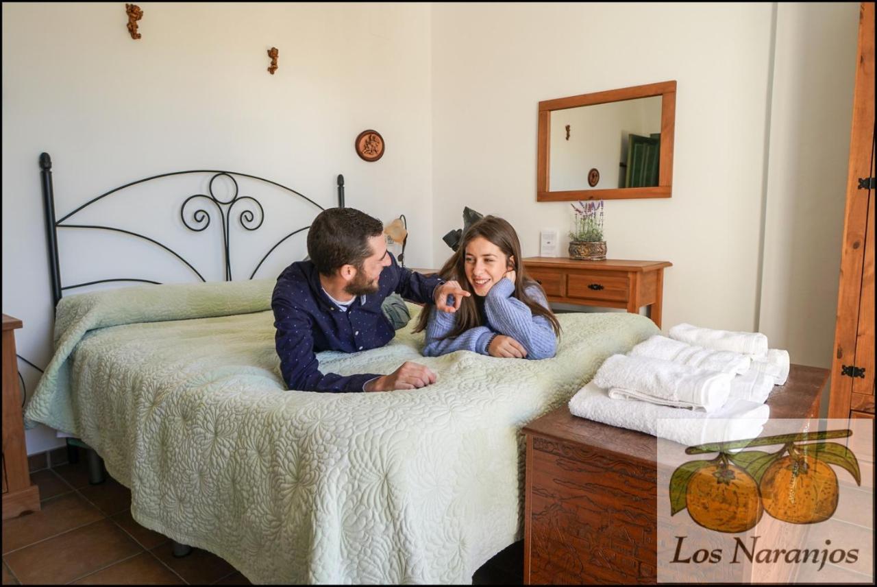Hostal Y Apartamento Rural Los Naranjos Melegis Εξωτερικό φωτογραφία