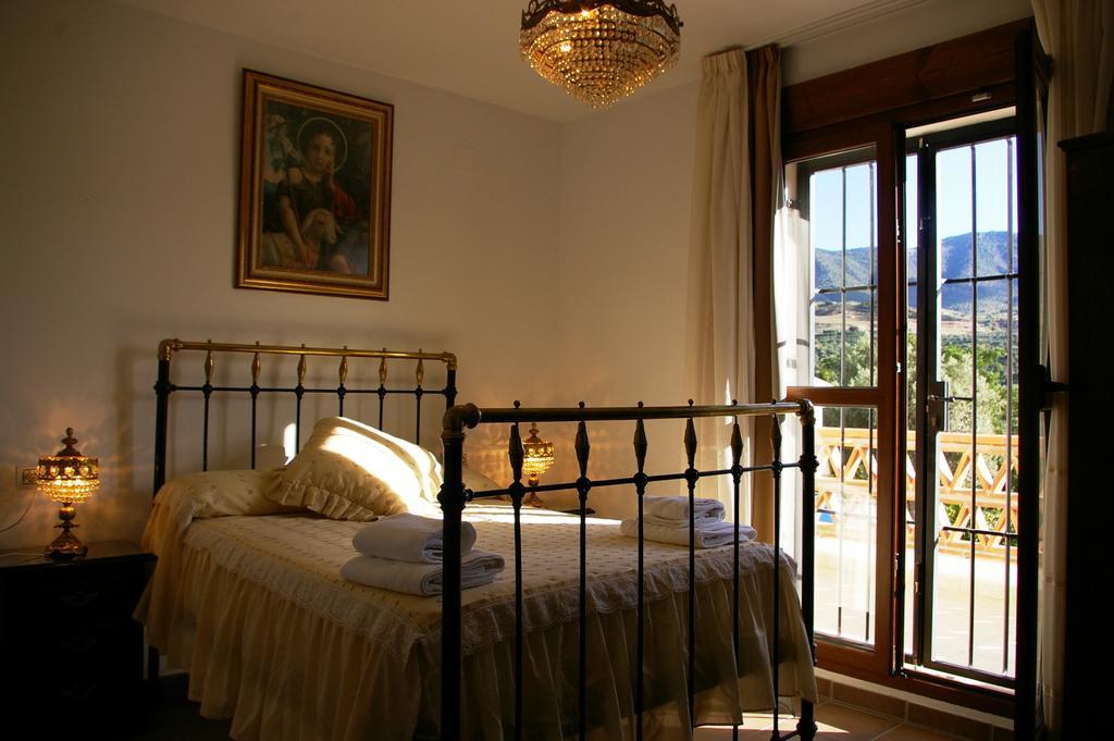 Hostal Y Apartamento Rural Los Naranjos Melegis Εξωτερικό φωτογραφία