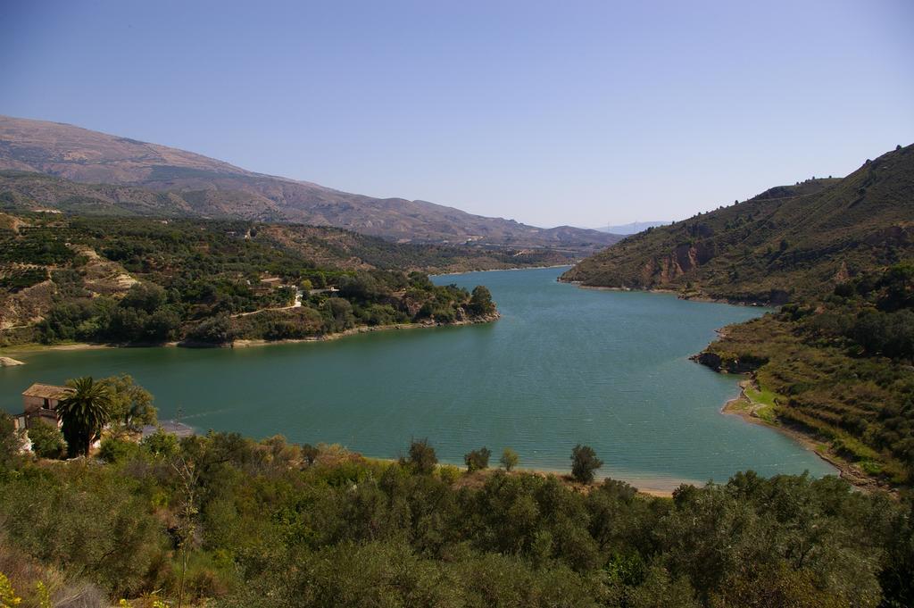Hostal Y Apartamento Rural Los Naranjos Melegis Εξωτερικό φωτογραφία