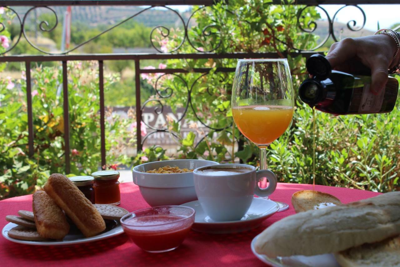 Hostal Y Apartamento Rural Los Naranjos Melegis Εξωτερικό φωτογραφία